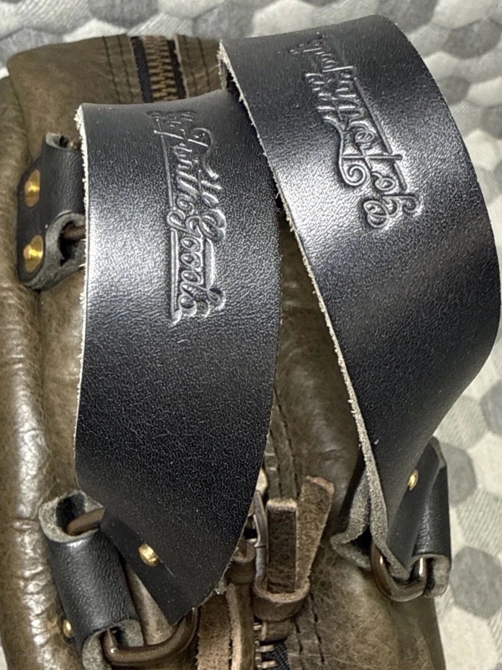 Go Forth Leather - Small Hoffman Shoulder / Crossbody Bag - Picture 6 of 13